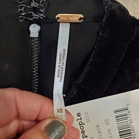 Free People/Walk This Way Black Crop Top - Picture 4 of 12